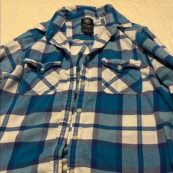 3 American Eagle Outfitters Flannel Shirts - Picture 2 of 7